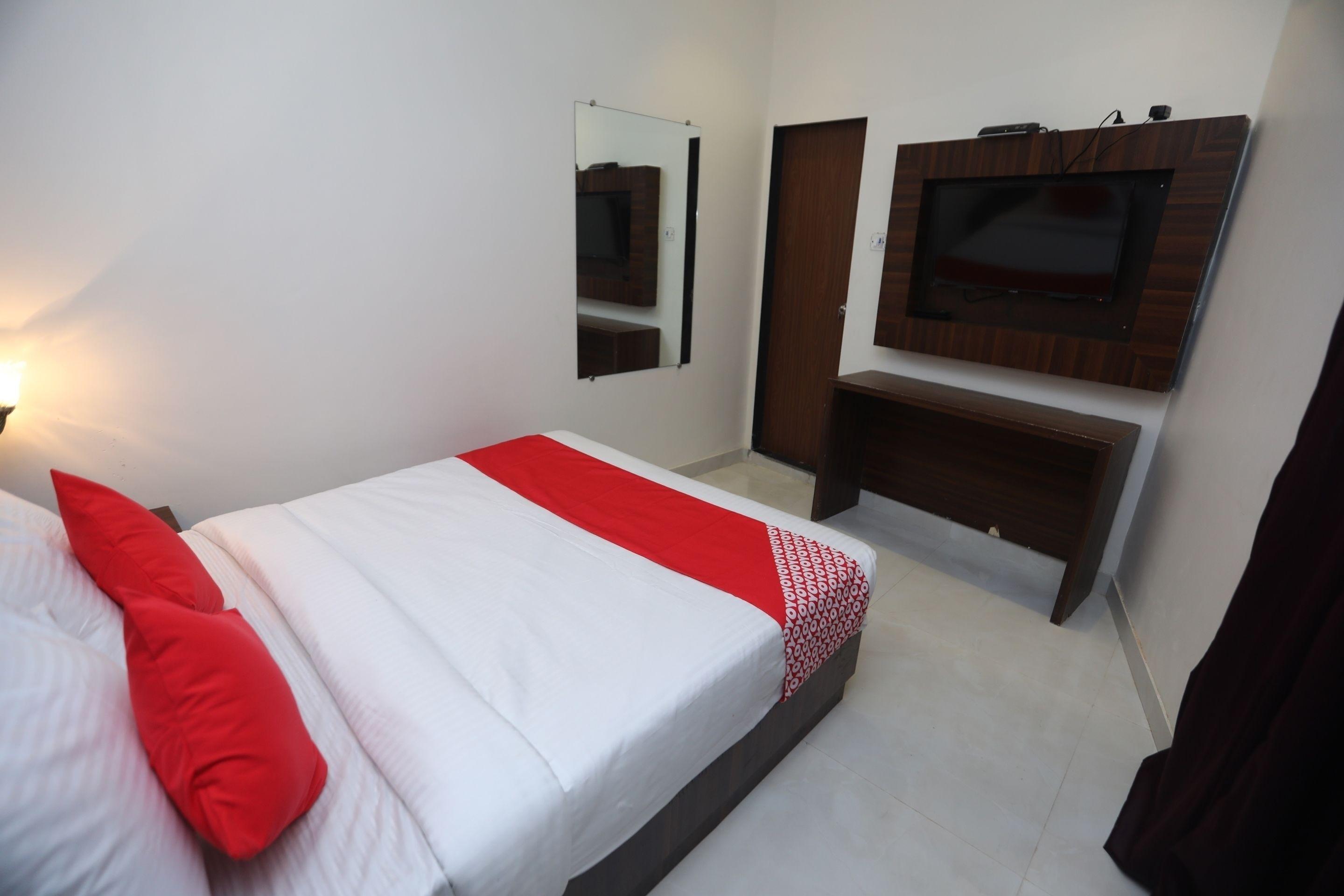 Oyo 24293 Amana International Hotel - Mumbai — Fotos 3